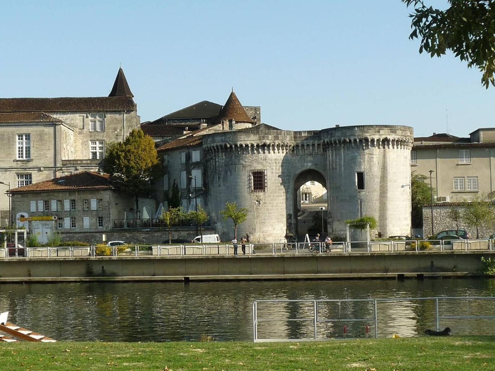 Maison Meire Studios Cognac Esterno foto
