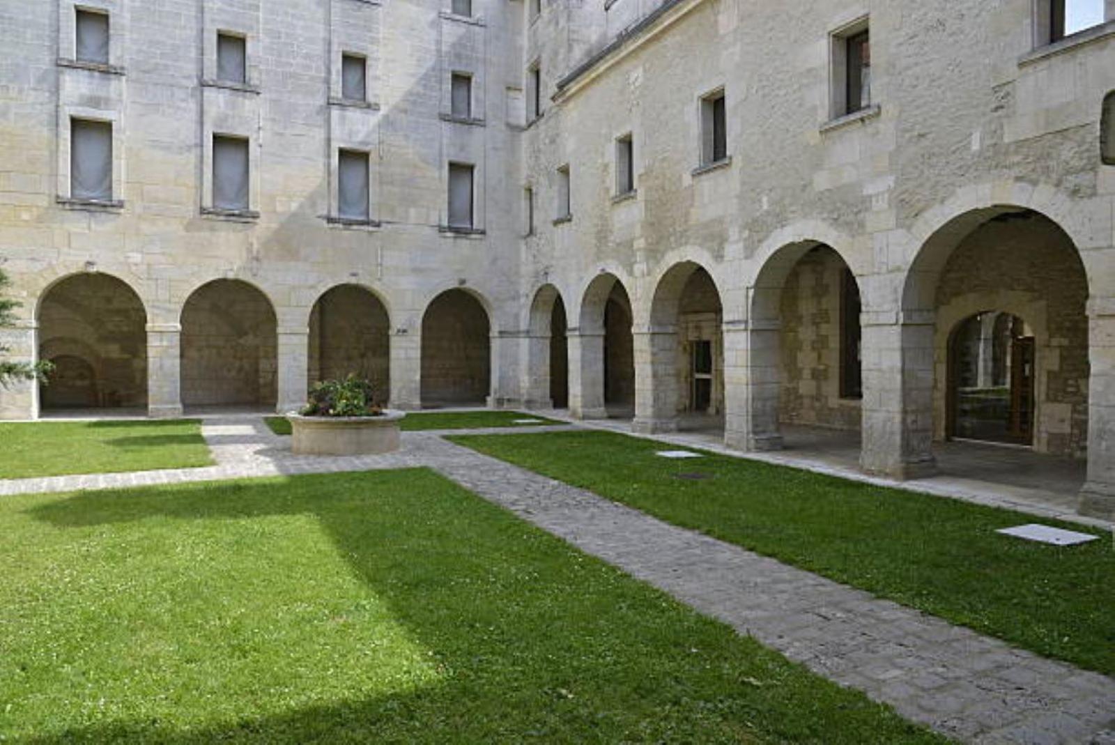 Maison Meire Studios Cognac Esterno foto